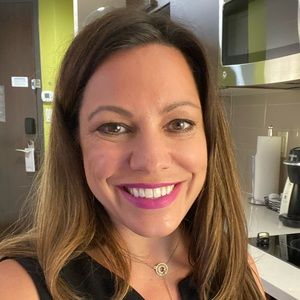 Meet your Posher, Yosha